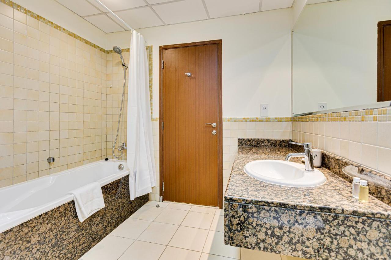 Wonderful Apartment Near The Beach Sadaf Jbr Dubai Luaran gambar